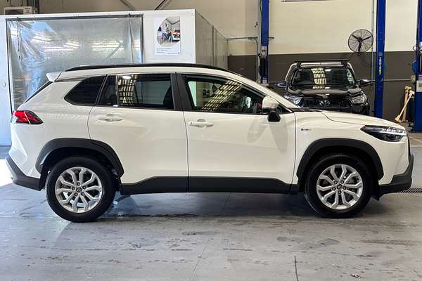 2024 Toyota Corolla Cross GXL