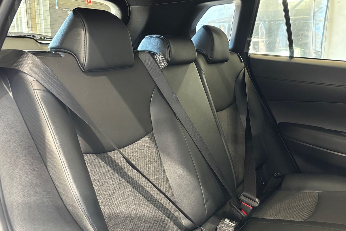 2024 Toyota Corolla Cross GXL