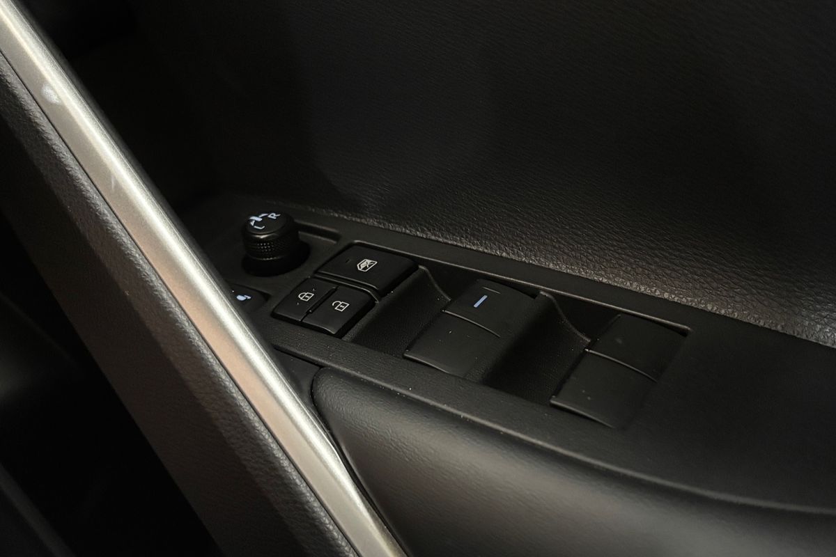 2024 Toyota Corolla Cross GXL