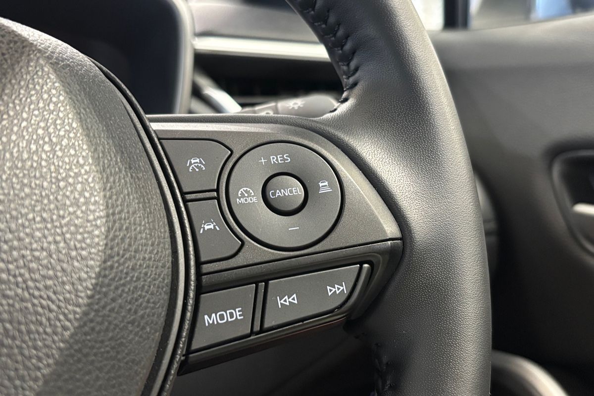 2024 Toyota Corolla Cross GXL