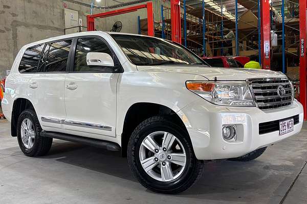 2013 Toyota Landcruiser Sahara VDJ200R