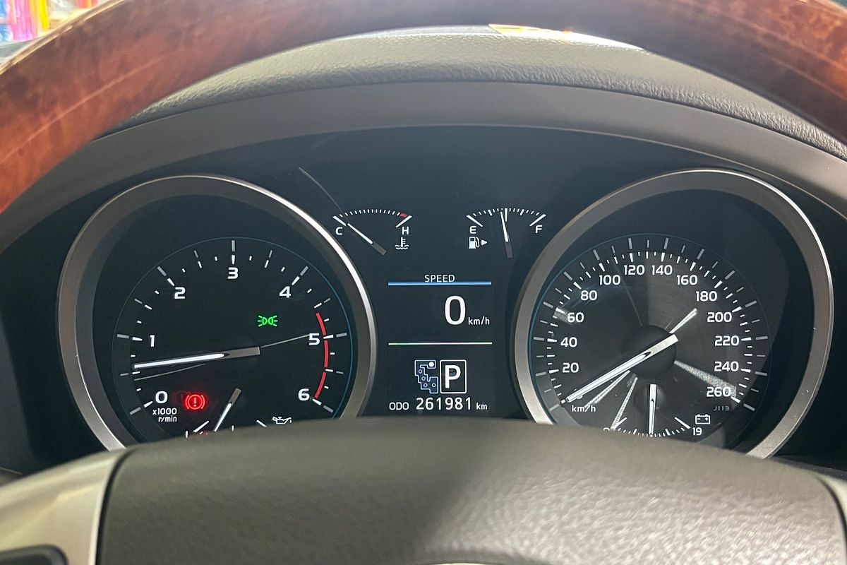 2013 Toyota Landcruiser Sahara VDJ200R