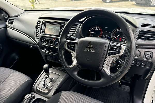 2021 Mitsubishi Triton GLX MR 4X4