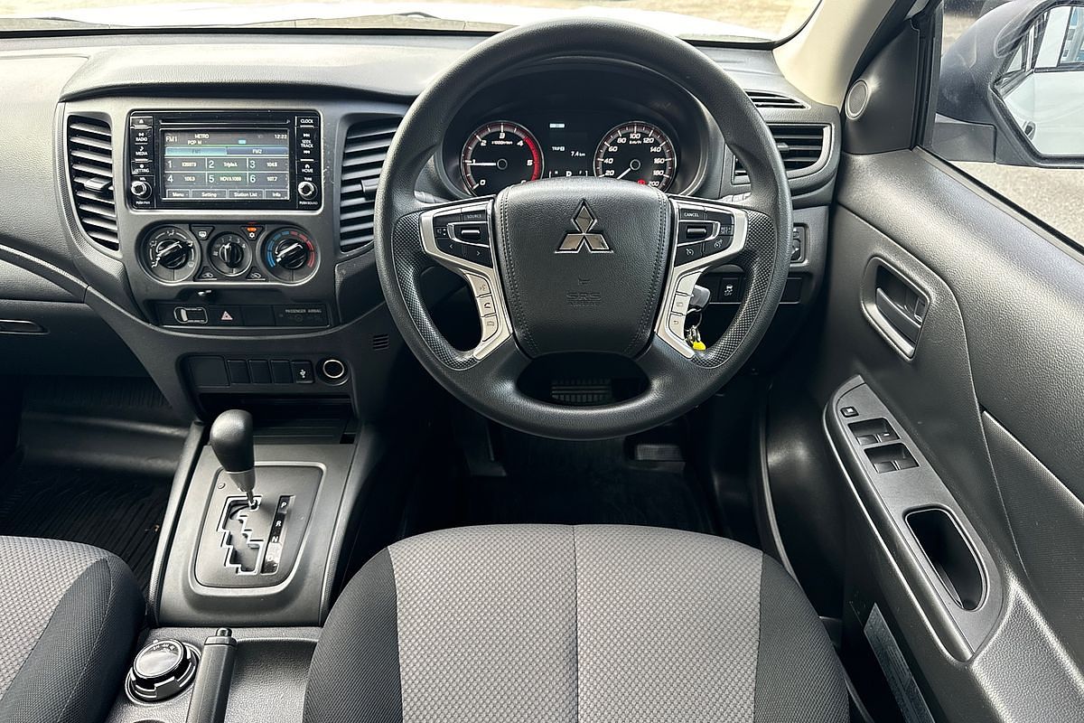 2021 Mitsubishi Triton GLX MR 4X4