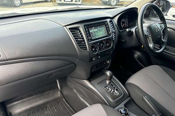2021 Mitsubishi Triton GLX MR 4X4