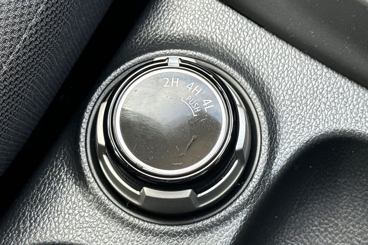 2021 Mitsubishi Triton GLX MR 4X4