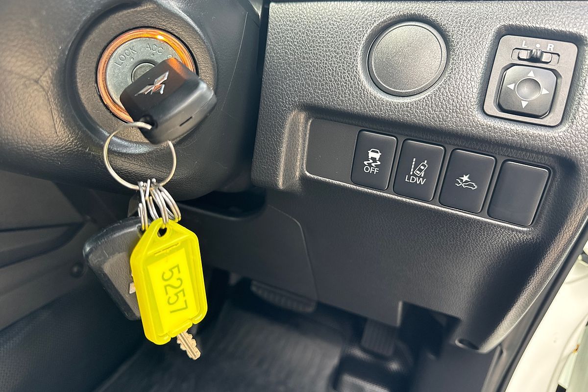 2021 Mitsubishi Triton GLX MR 4X4