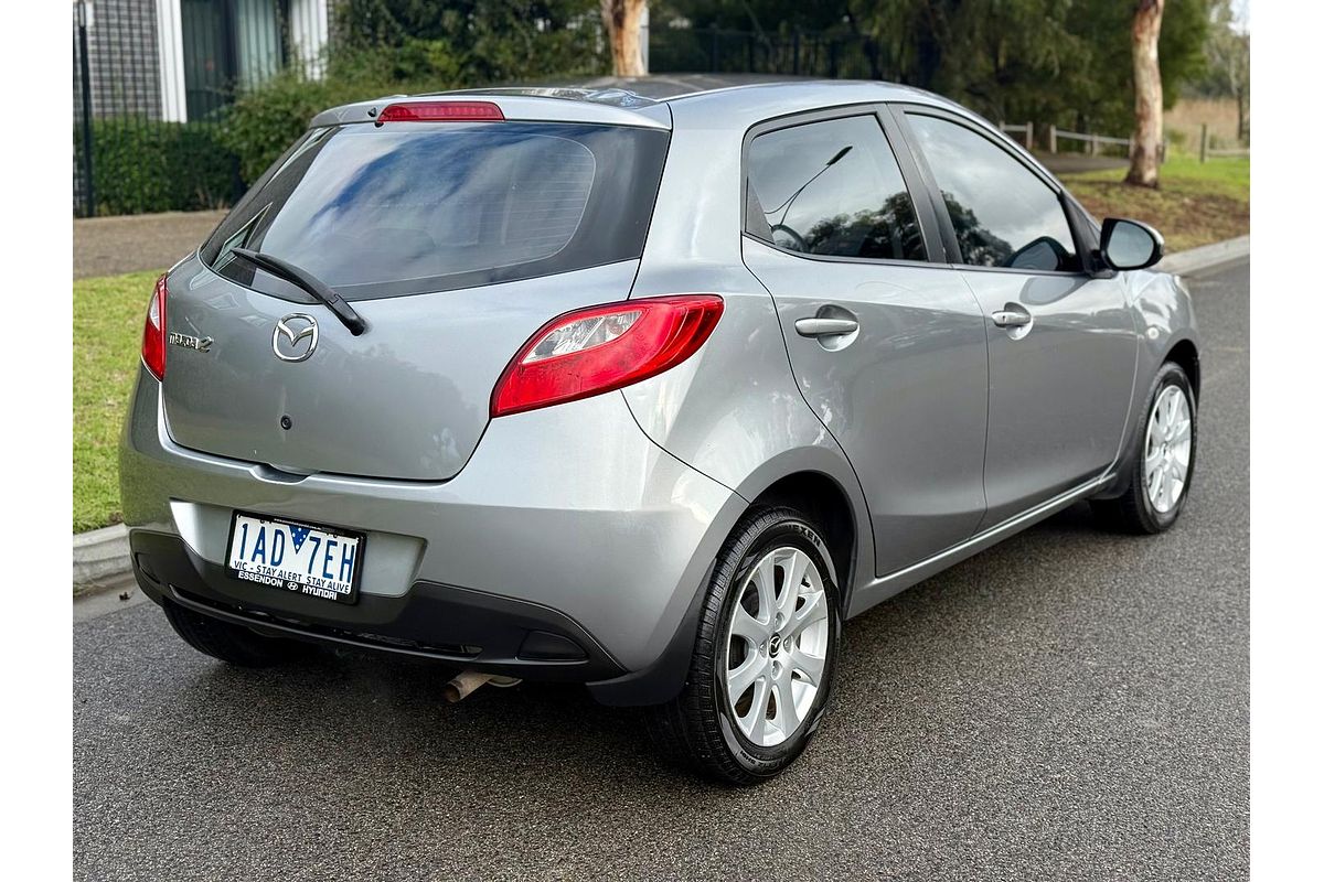 2013 Mazda 2 Neo Sport DE Series 2