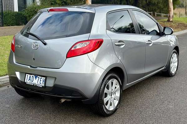 2013 Mazda 2 Neo Sport DE Series 2