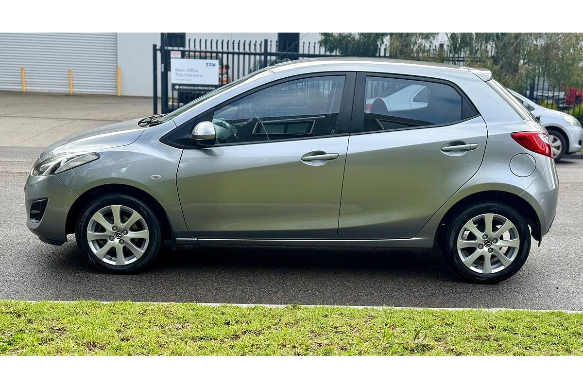 2013 Mazda 2 Neo Sport DE Series 2