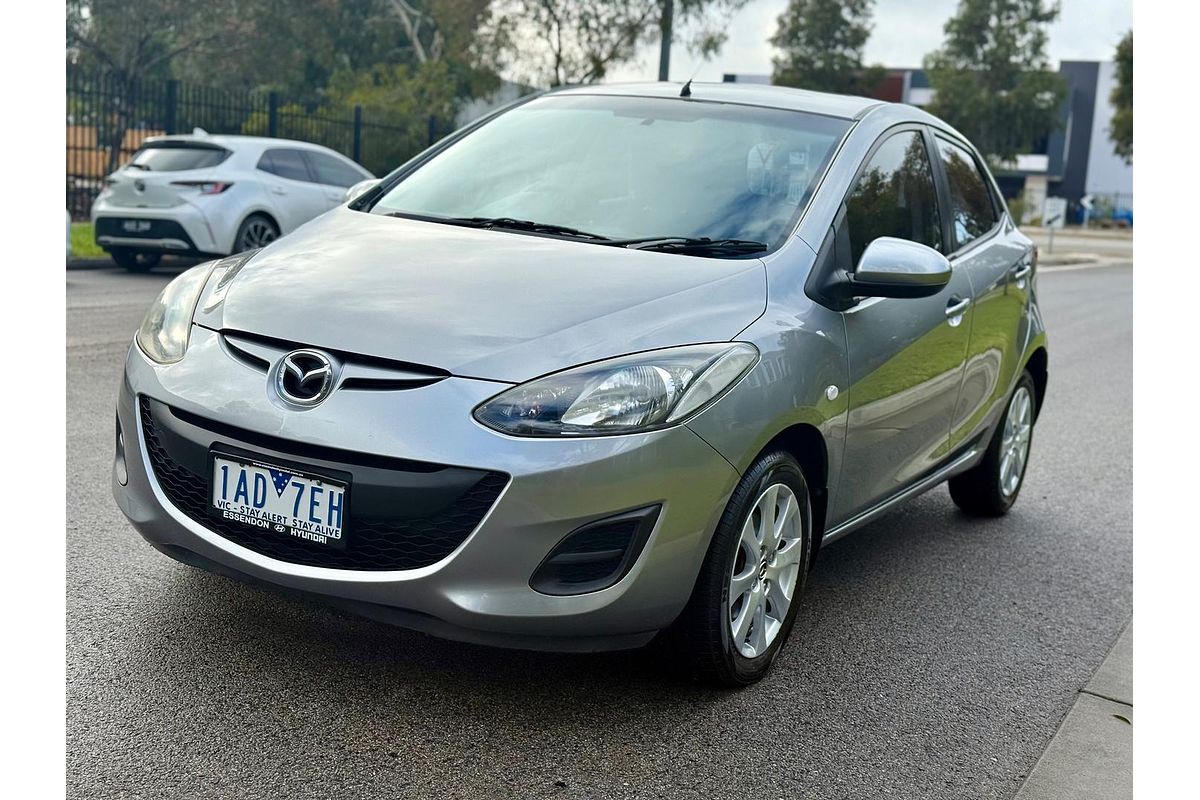 2013 Mazda 2 Neo Sport DE Series 2