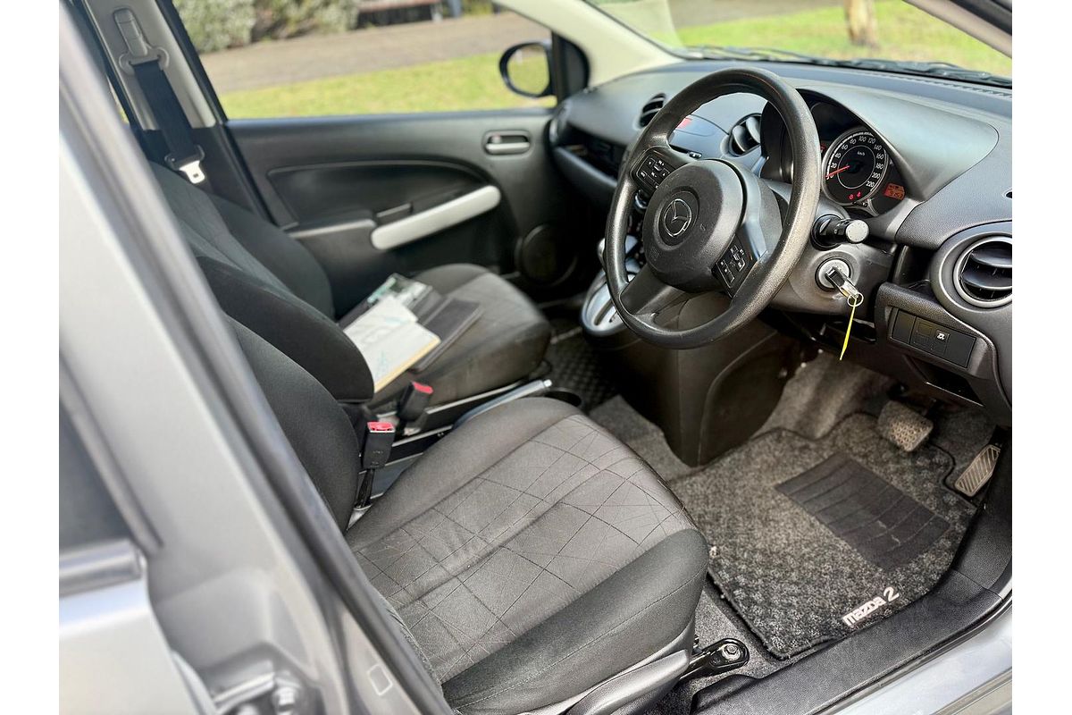 2013 Mazda 2 Neo Sport DE Series 2