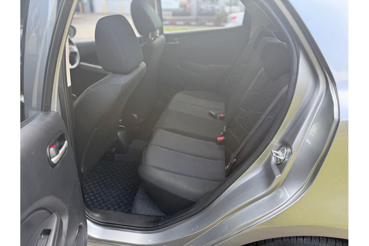 2013 Mazda 2 Neo Sport DE Series 2