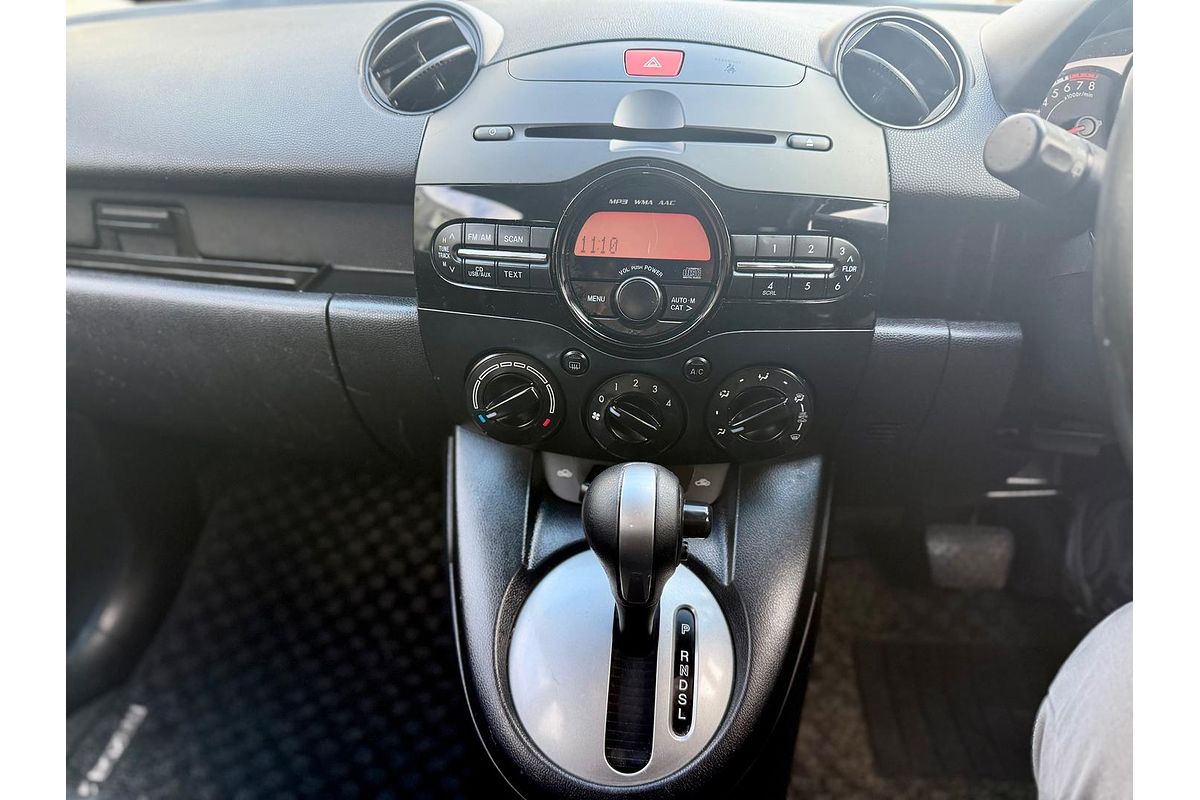2013 Mazda 2 Neo Sport DE Series 2