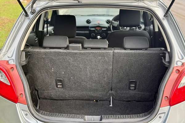 2013 Mazda 2 Neo Sport DE Series 2