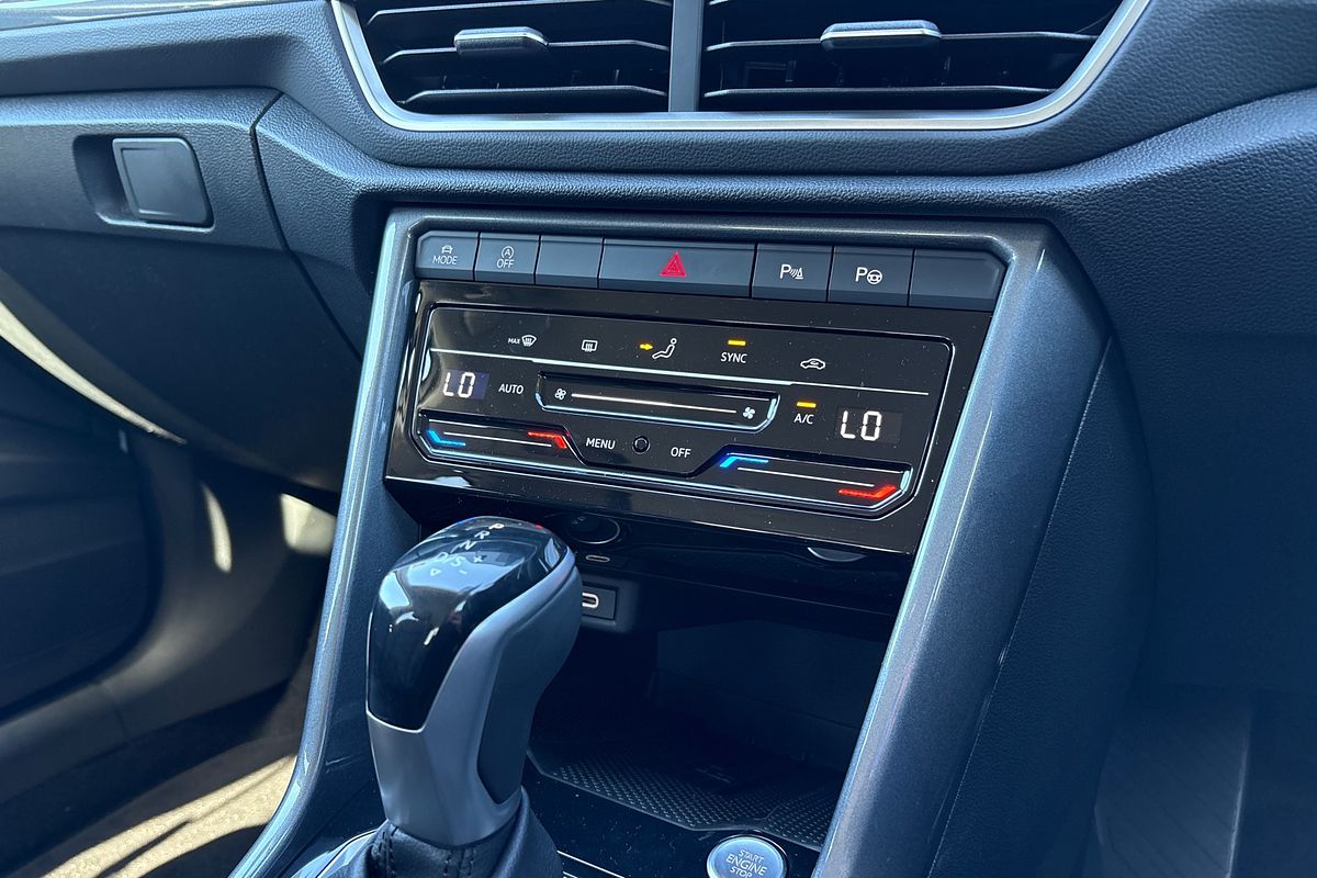2025 Volkswagen T-Roc 110TSI Style D11