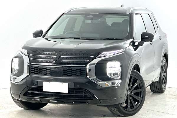 2024 Mitsubishi Outlander Exceed ZM