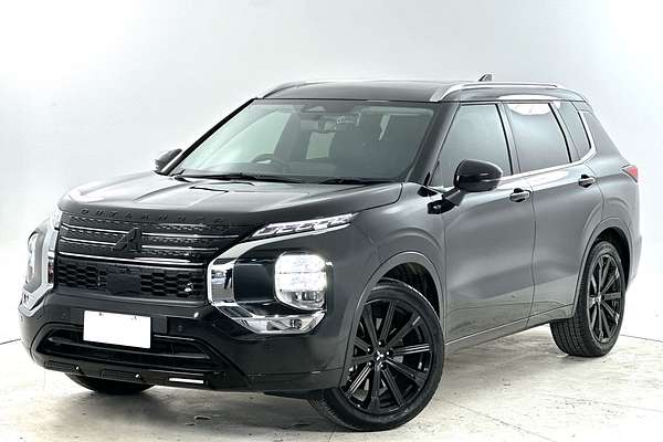 2024 Mitsubishi Outlander Exceed ZM