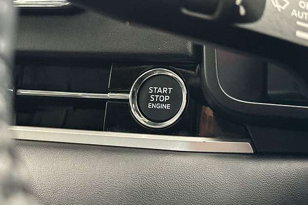 2024 Mitsubishi Outlander Exceed ZM