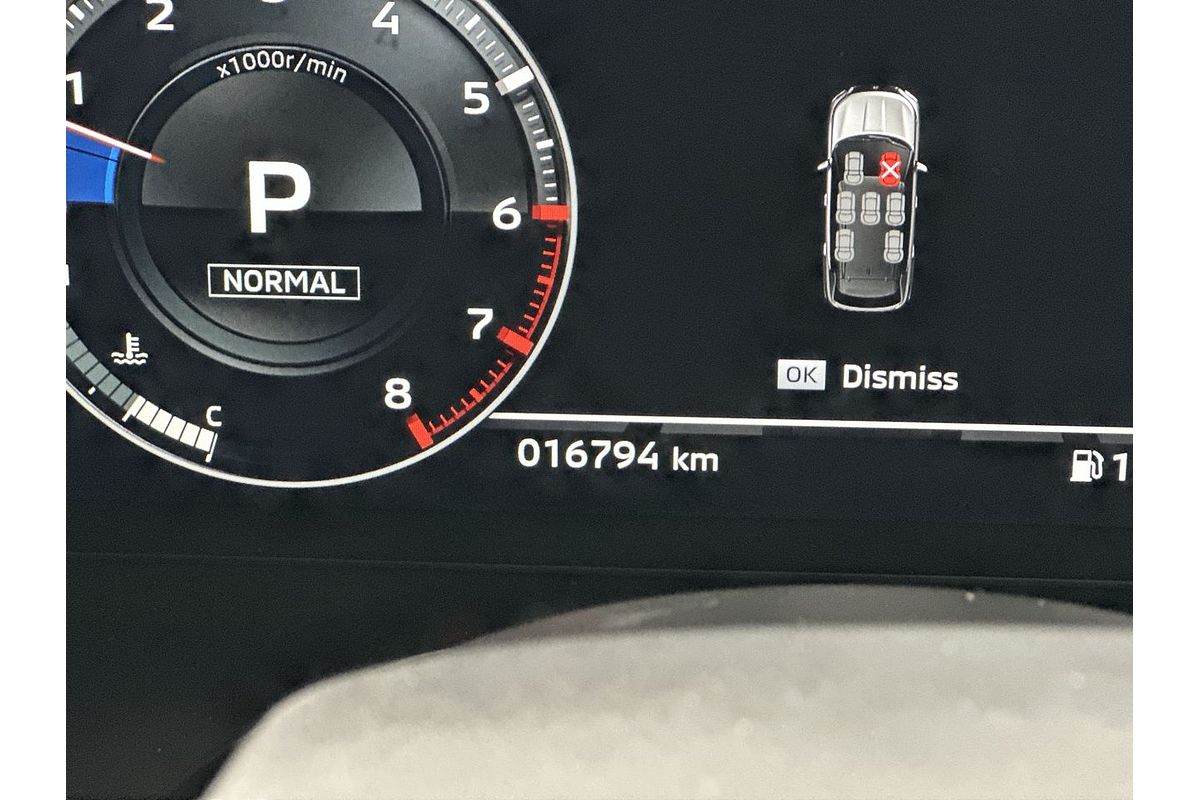 2024 Mitsubishi Outlander Exceed ZM