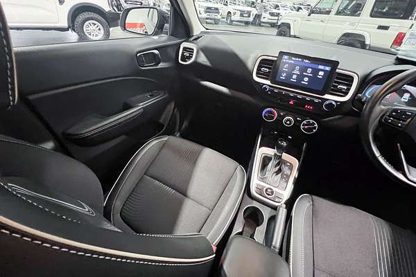 2024 Hyundai Venue Active QX.V5