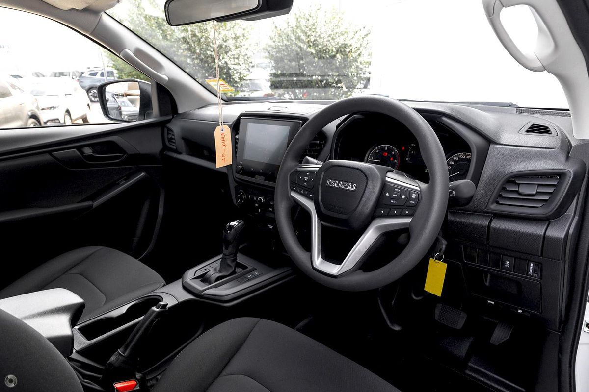 2025 Isuzu D-MAX SX 4X4