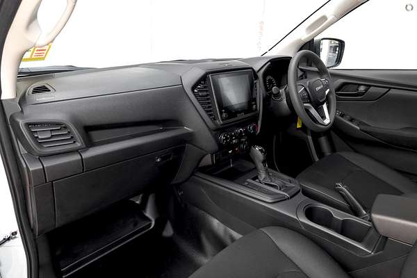 2025 Isuzu D-MAX SX 4X4