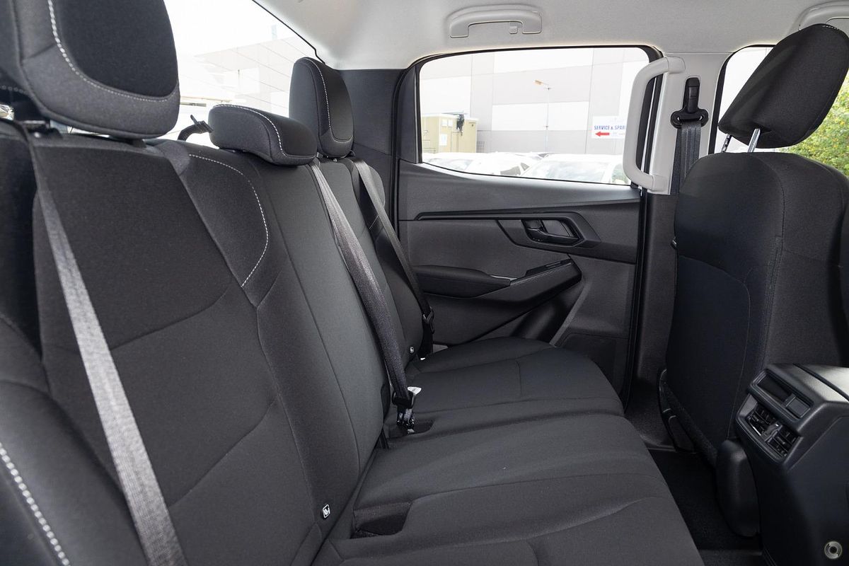 2025 Isuzu D-MAX SX 4X4