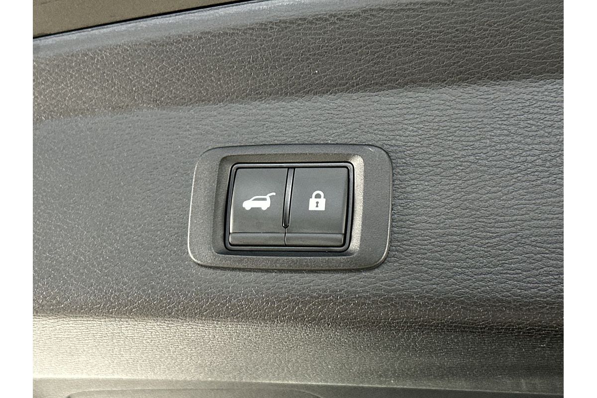 2024 Mitsubishi Outlander Exceed ZM