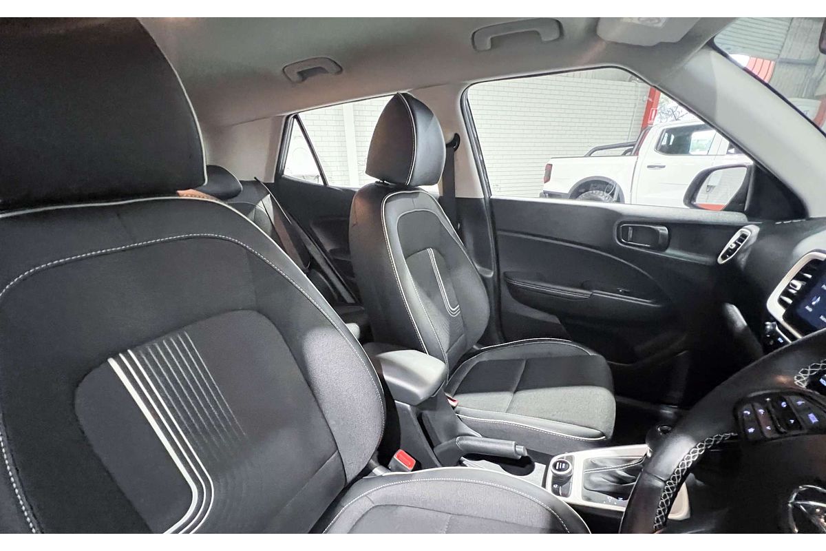 2024 Hyundai Venue Active QX.V5