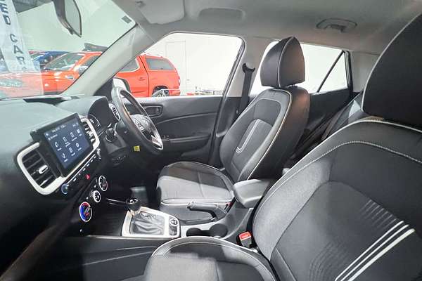 2024 Hyundai Venue Active QX.V5