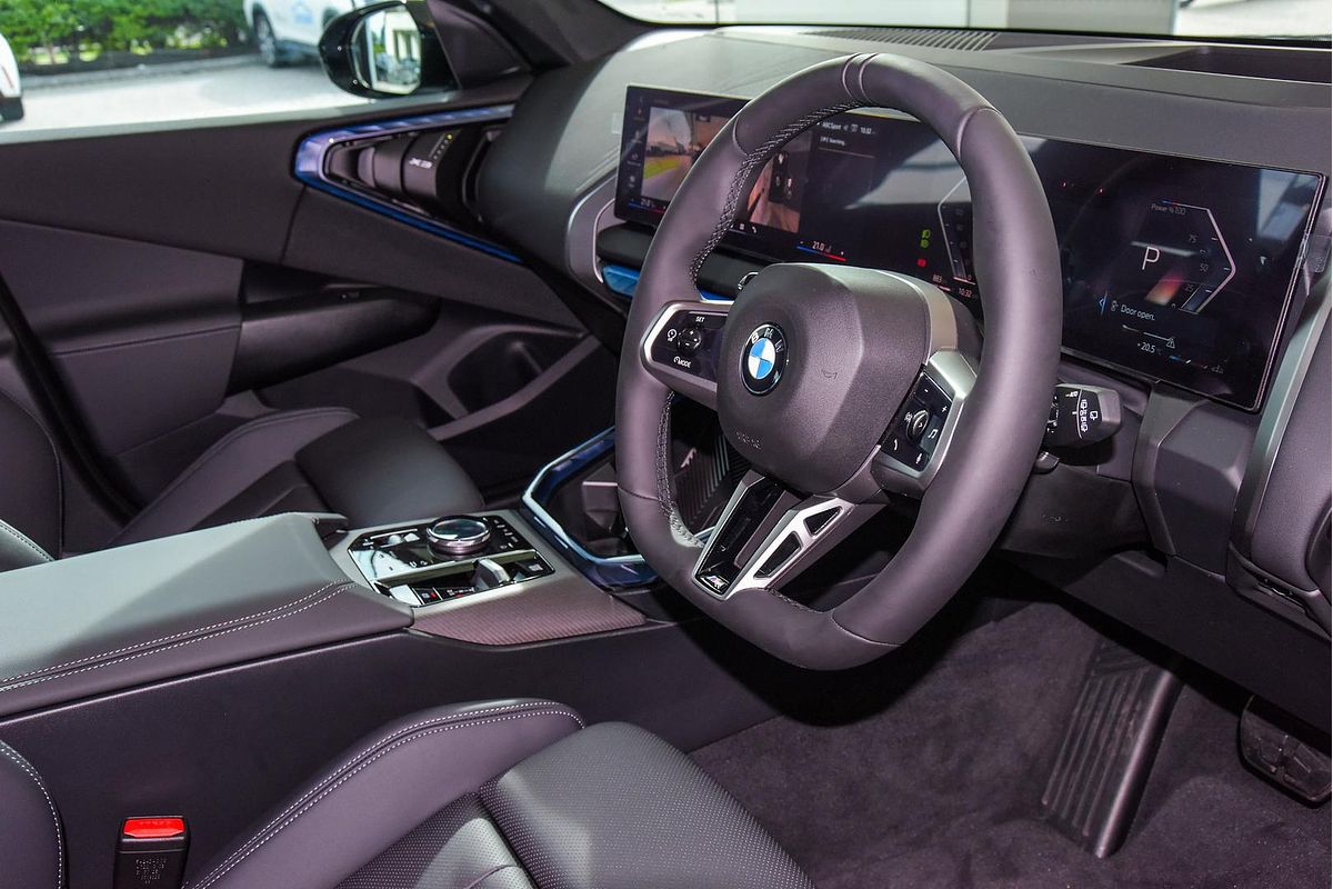 2025 BMW X3 20 xDrive G45