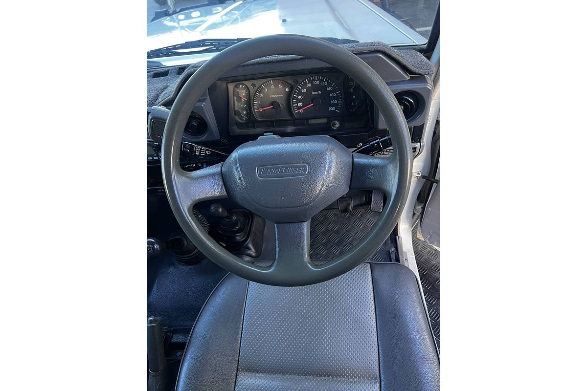 2003 Toyota Landcruiser SINGLE CAB HDJ79R