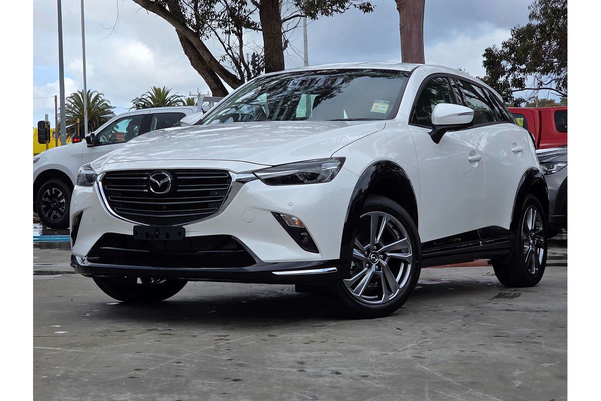 2025 Mazda CX-3 G20 Akari DK