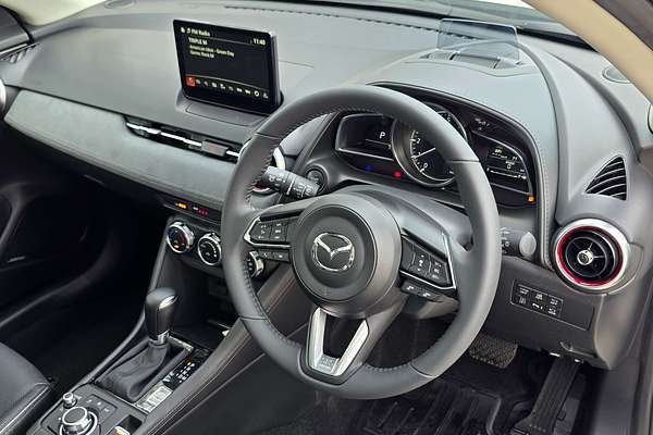 2025 Mazda CX-3 G20 Akari DK