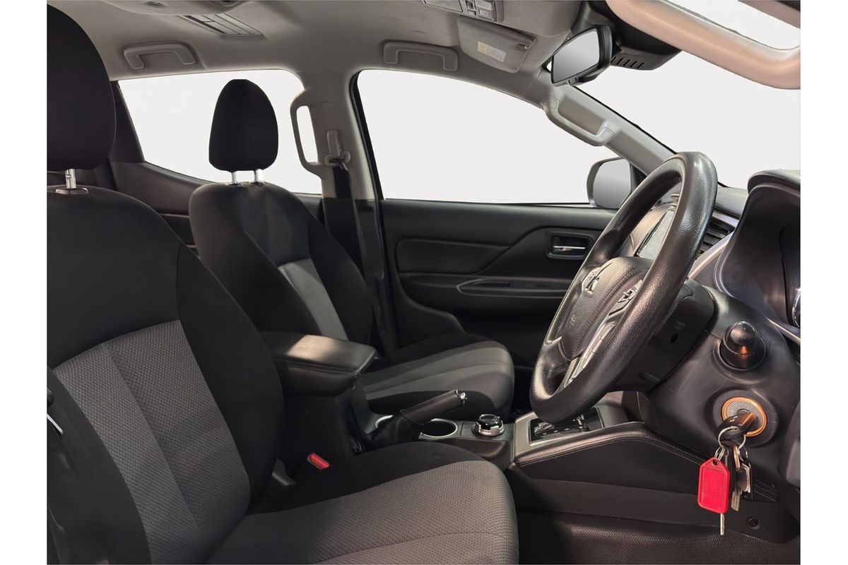 2021 Mitsubishi Triton GLX+ MR 4X4