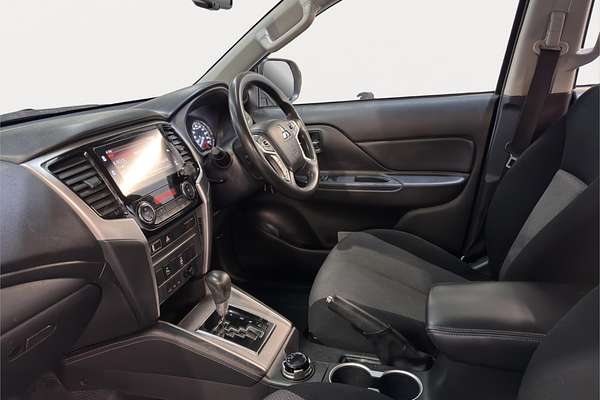 2021 Mitsubishi Triton GLX+ MR 4X4