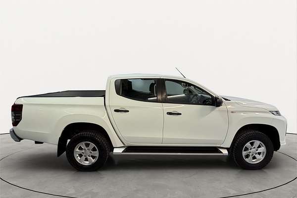 2021 Mitsubishi Triton GLX+ MR 4X4