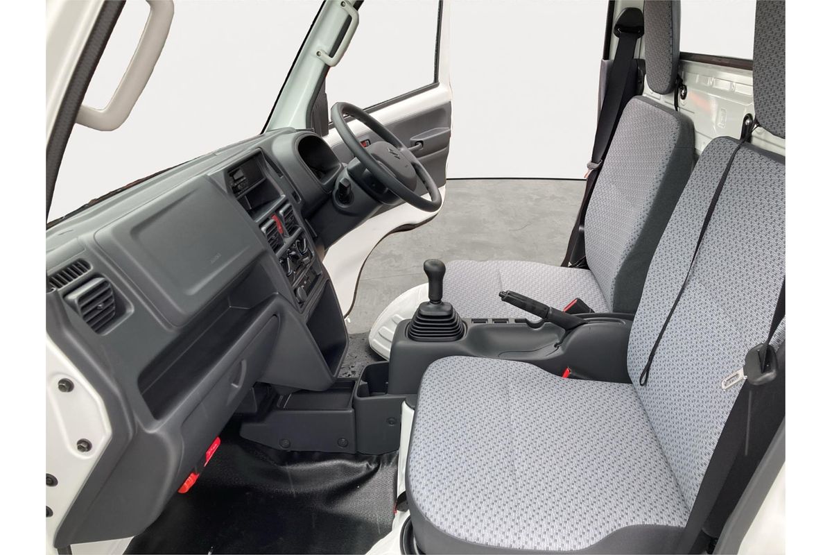 2024 Suzuki Carry KC 4WD