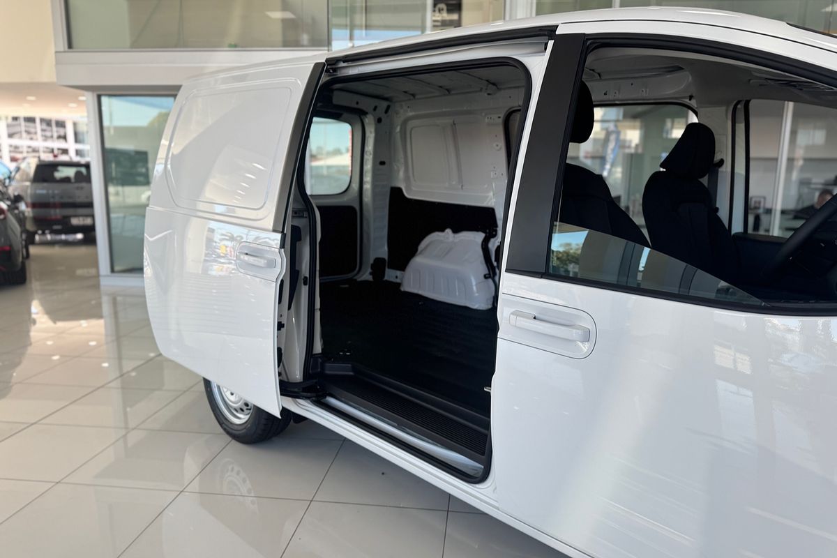 2025 Hyundai STARIA LOAD US4.V3