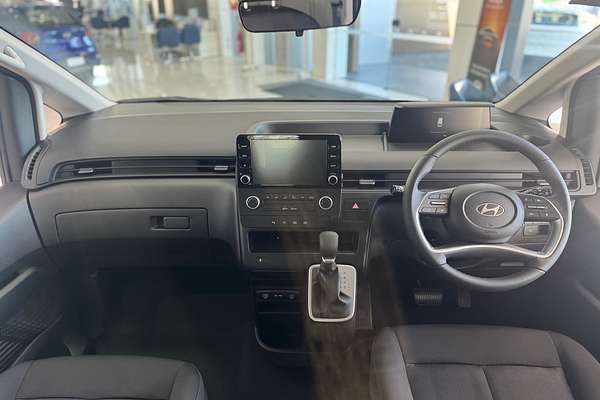 2025 Hyundai STARIA LOAD US4.V3