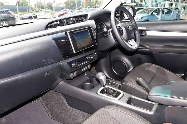2019 Toyota Hilux SR5 GUN126R 4X4