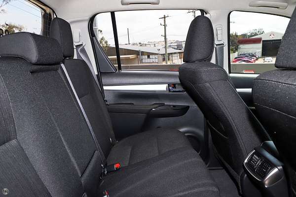 2019 Toyota Hilux SR5 GUN126R 4X4