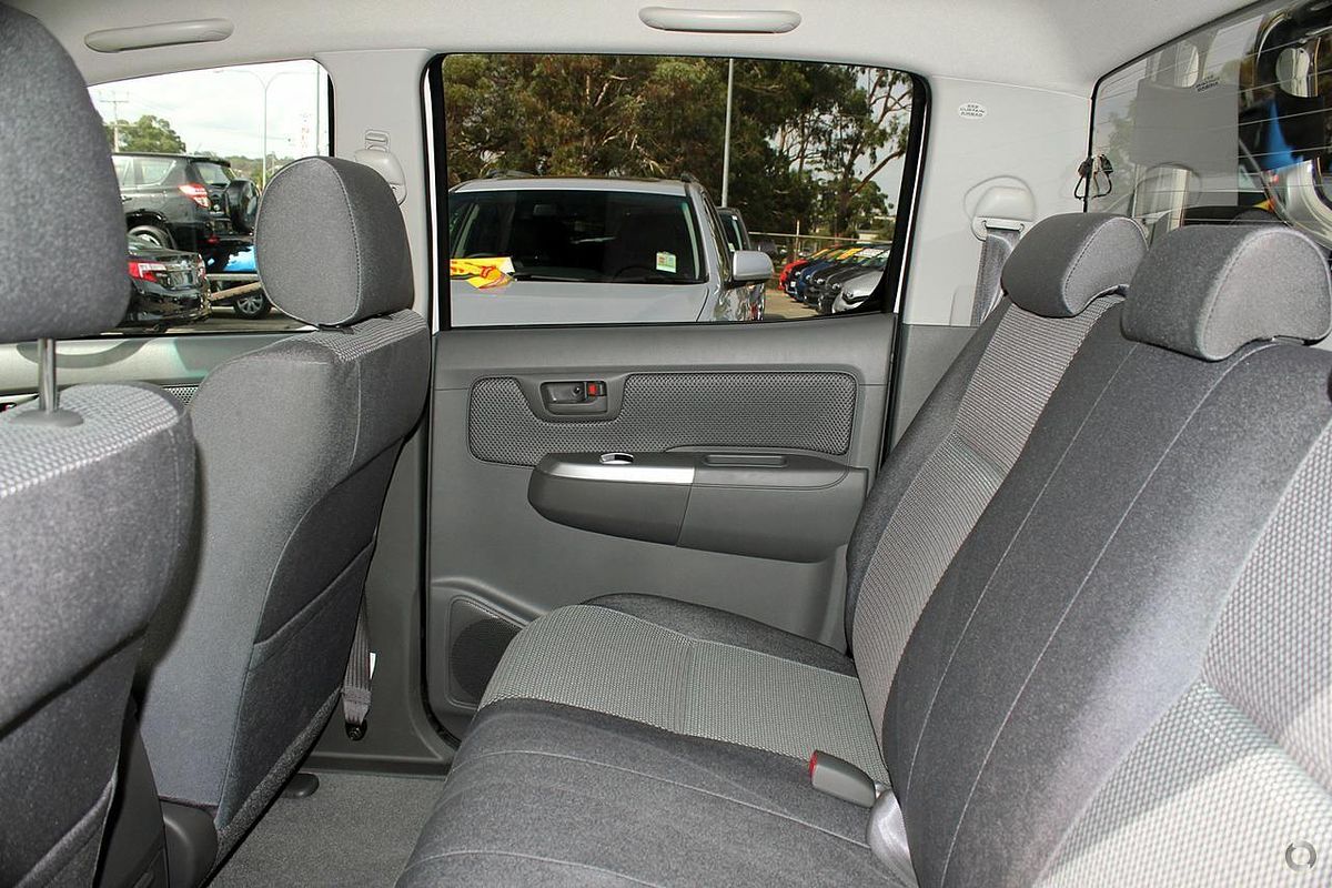 2013 Toyota Hilux SR5 KUN26R 4X4