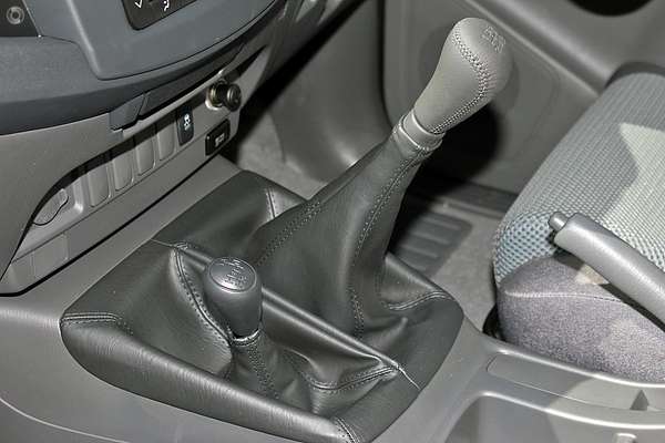 2013 Toyota Hilux SR5 KUN26R 4X4