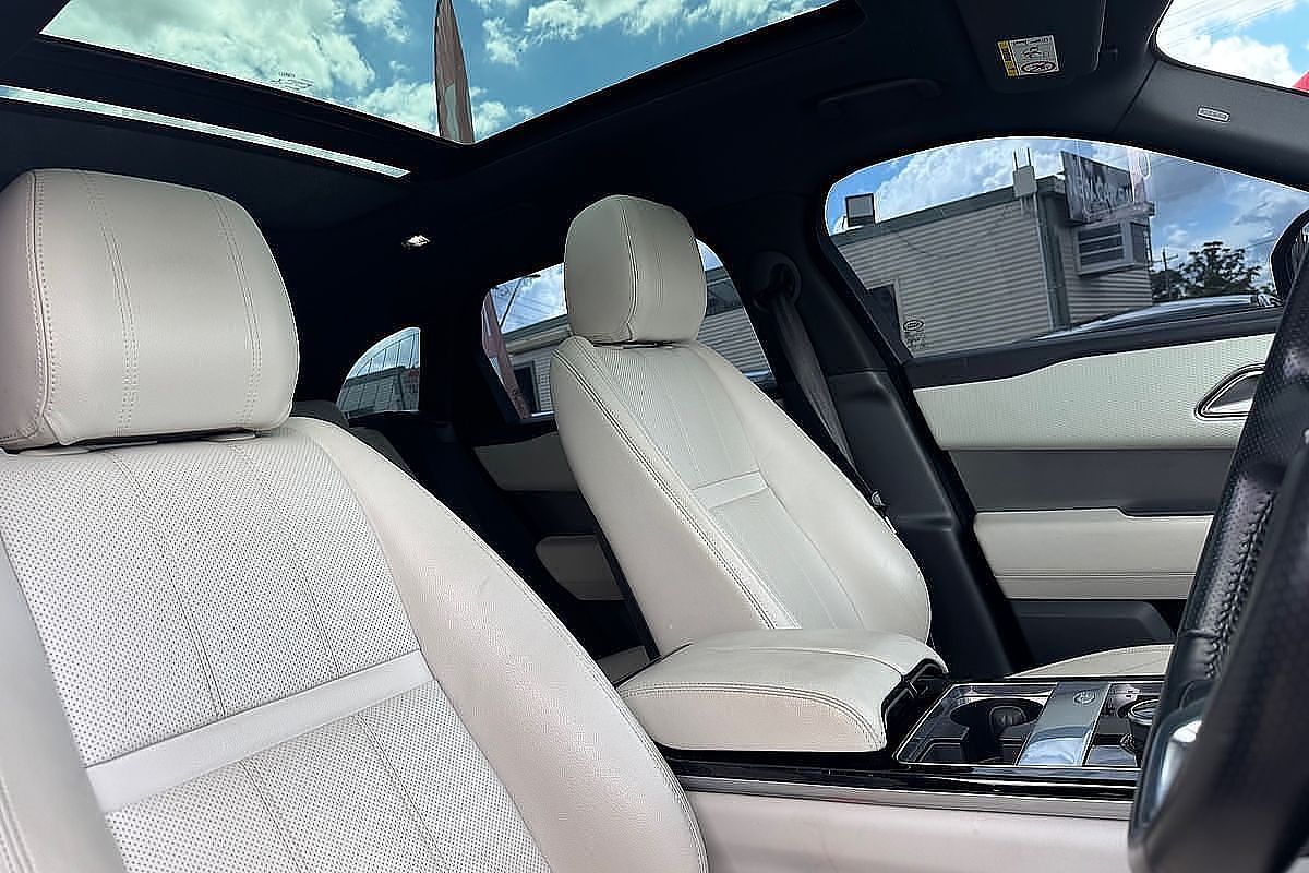 2017 Land Rover Range Rover Velar D300 SE L560
