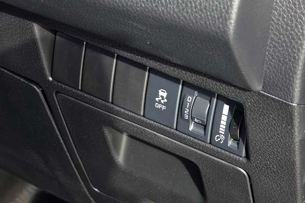 2025 Mazda BT-50 XT TF 4X4