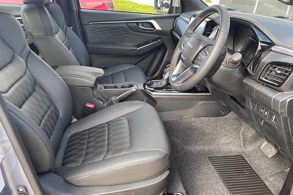 2025 Isuzu D-MAX LS-U+ 4X4