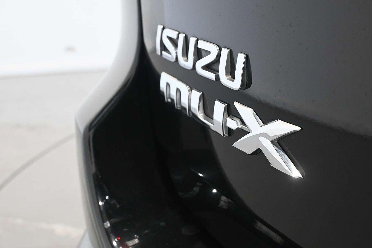 2019 Isuzu MU-X LS-M