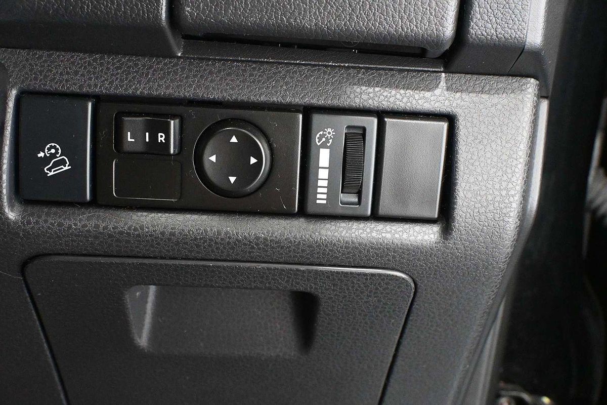 2019 Isuzu MU-X LS-M